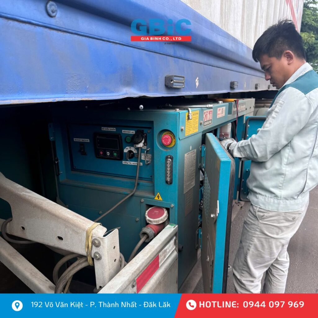 Hotline cứu hộ máy phát điện xe container 24/7: 0911 450 969 hoặc 0948 805 969