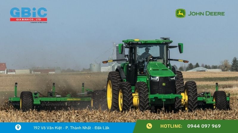 máy kéo John Deere chuẩn Mỹ