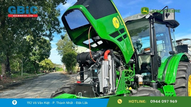 Vì Sao Máy Kéo John Deere Thích Nghi Tốt Với Đất Bazan?