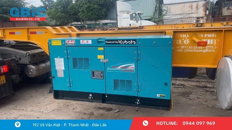 Động cơ Kubota V2403-M-DI-BG là gì?